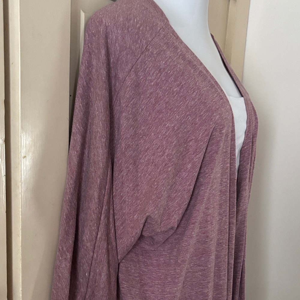 LuLaRoe Purple/rose Cardigan. high low length . 3/4 sleeves - Picture 6 of 9
